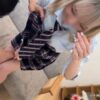 金髪制服JKにイタズラ